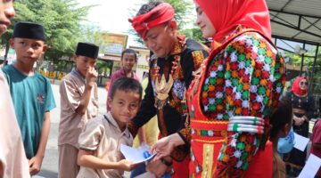 Senyum Anak Yatim Menghiasi Jumat Berkah, Kapolres Aceh Tenggara Salurkan Bantuan Penuh Kasih